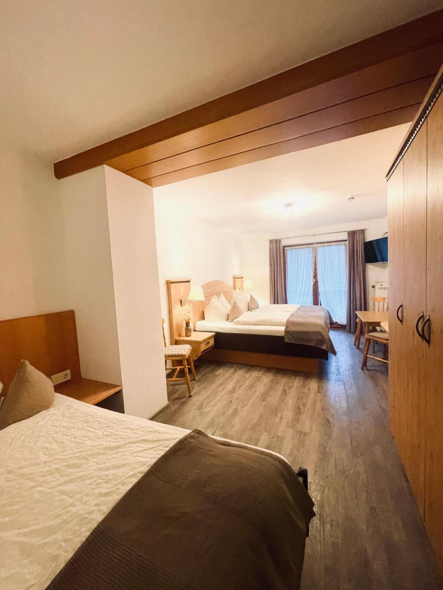 Gaestehaus Achental เบิร์ชเทสกาเดน ภายนอก รูปภาพ